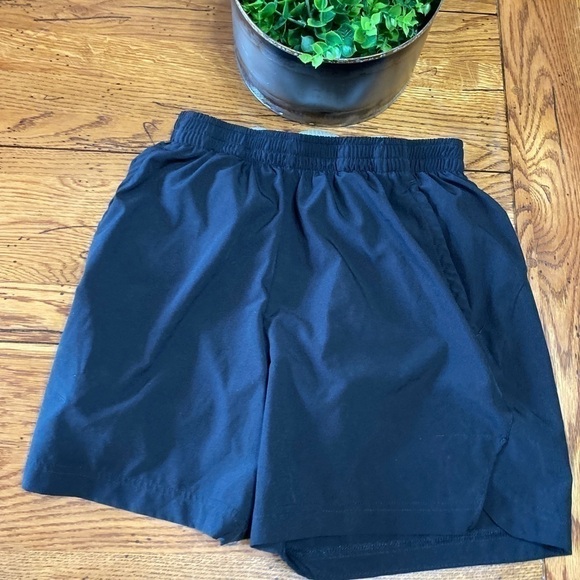 ATHLETA Tank SIZE SMALL GrayBlack Champion Shorts. - Picture 3 of 11